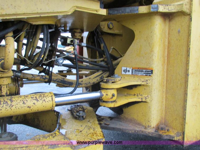 image for item F4391 1994 John Deere 544G front wheel loader