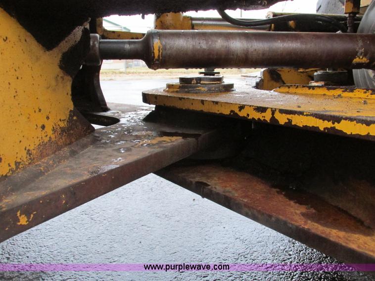 image for item F4391 1994 John Deere 544G front wheel loader