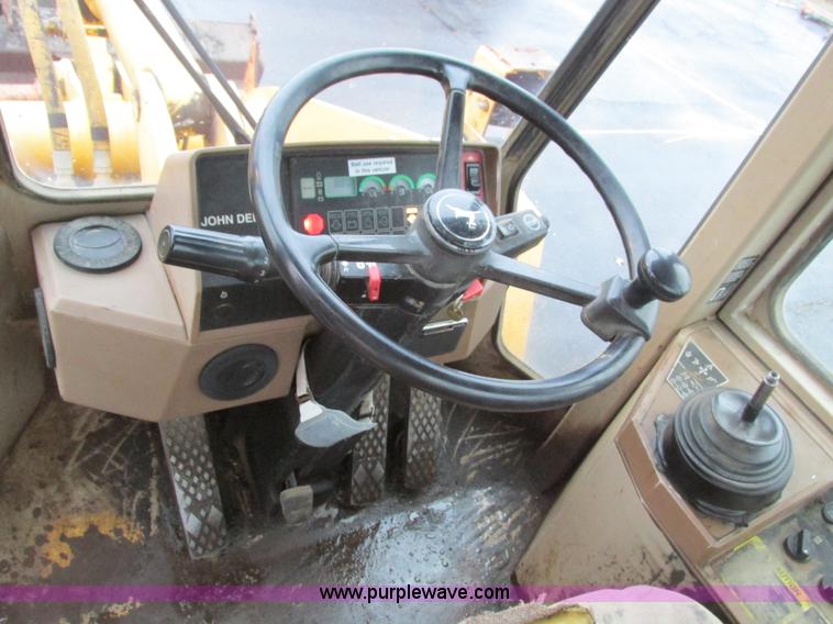 image for item F4391 1994 John Deere 544G front wheel loader