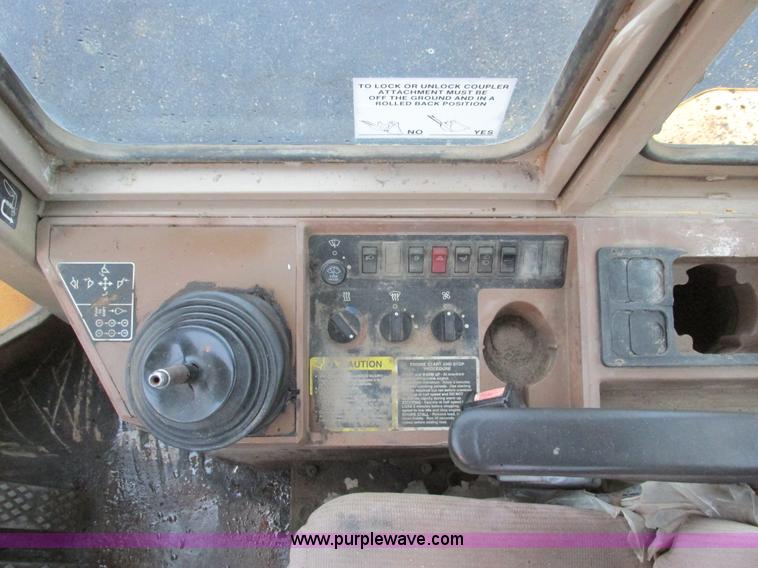 image for item F4391 1994 John Deere 544G front wheel loader