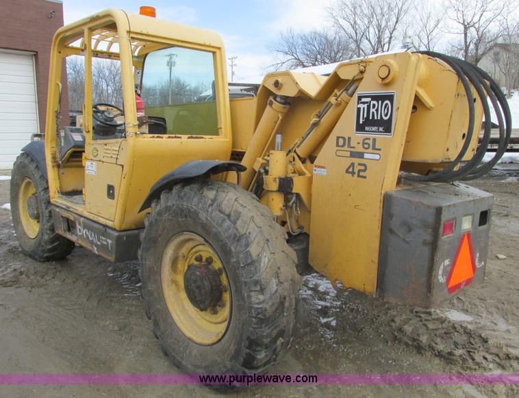 image for item F4406 1999 Gehl Dynalift DL6L-42 telehandler