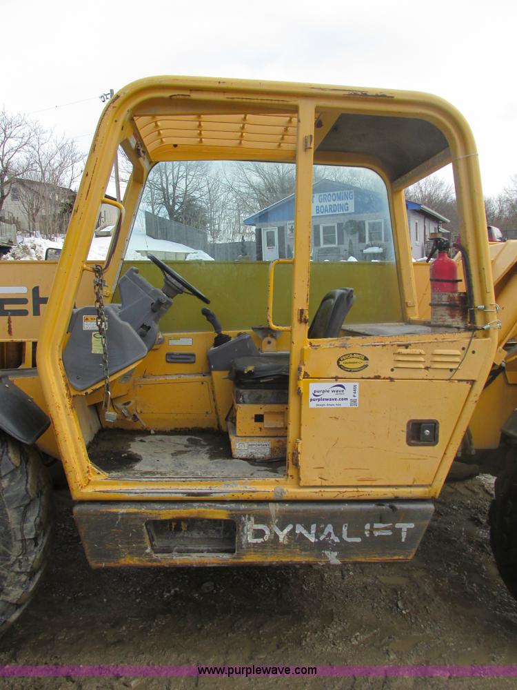 image for item F4406 1999 Gehl Dynalift DL6L-42 telehandler