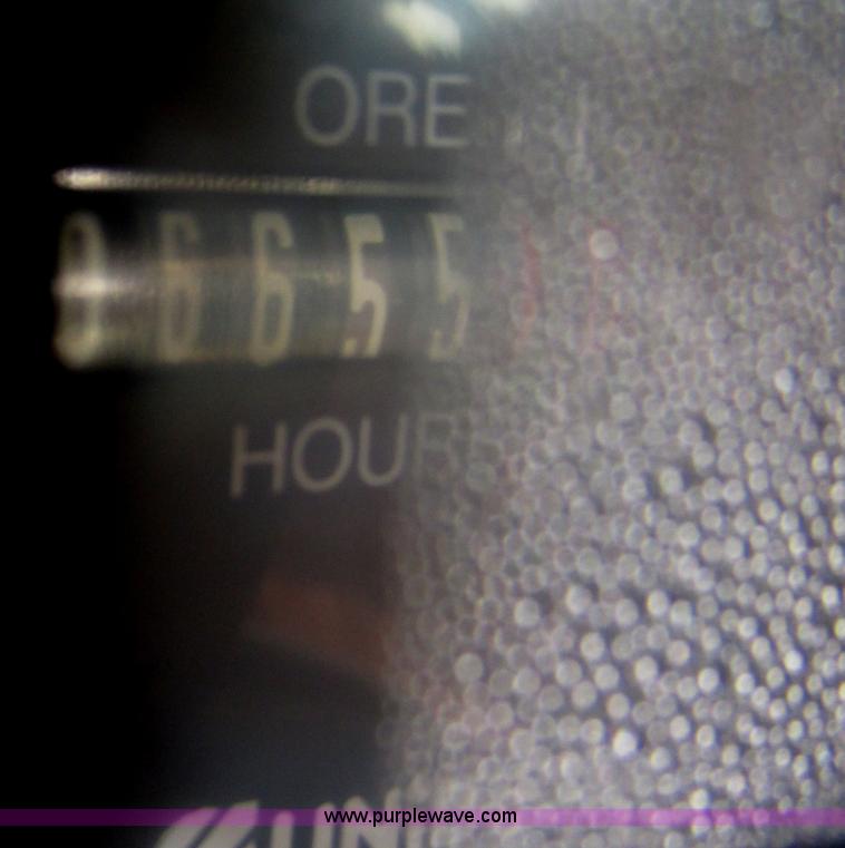 image for item F4406 1999 Gehl Dynalift DL6L-42 telehandler