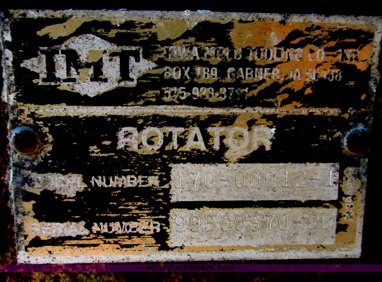 image for item F4717 1999 IMT 3816 service truck boom