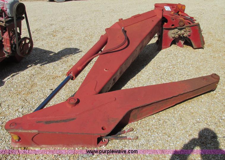 image for item F4719 Crusher feed backhoe boom