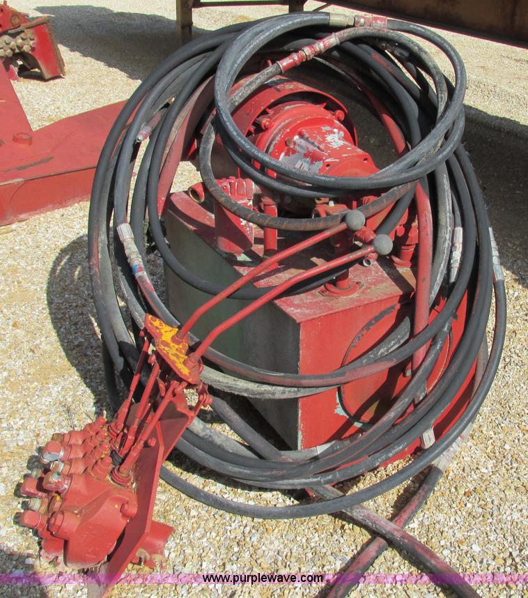 image for item F4719 Crusher feed backhoe boom