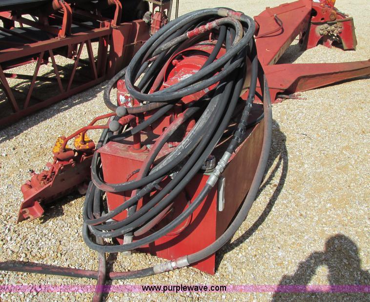 image for item F4719 Crusher feed backhoe boom