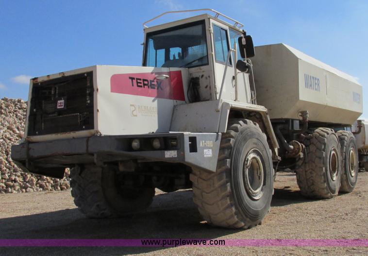 image for item F4724 1999 Terex TA40 water truck