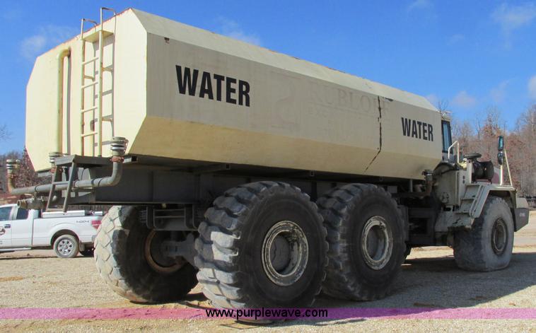 image for item F4724 1999 Terex TA40 water truck