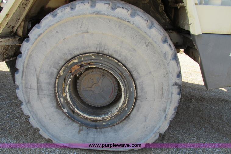 image for item F4724 1999 Terex TA40 water truck