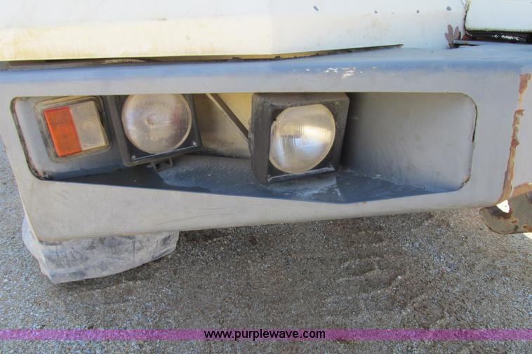 image for item F4724 1999 Terex TA40 water truck