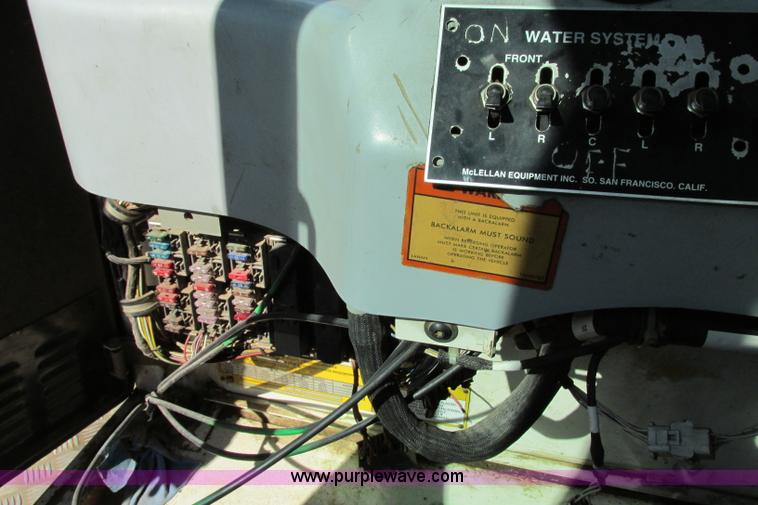 image for item F4724 1999 Terex TA40 water truck