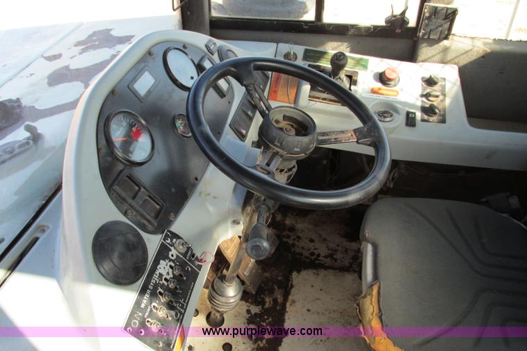 image for item F4724 1999 Terex TA40 water truck