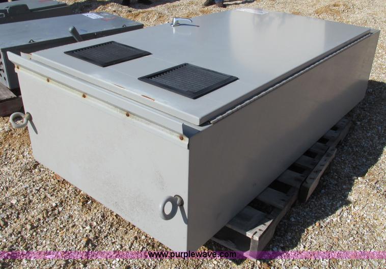 image for item F4725 ABB Sace S8 1600 amp magnetic breaker