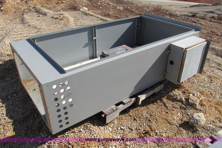 image for item F4725 ABB Sace S8 1600 amp magnetic breaker