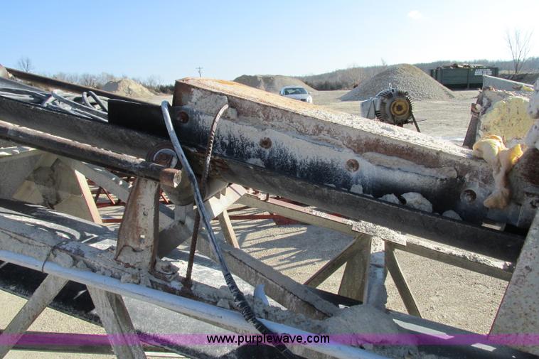 image for item F4730 2000 Production Engineered Products portable stacking conveyor