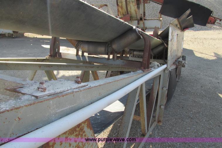 image for item F4732 2000 Production engineered Products portable stacking conveyor