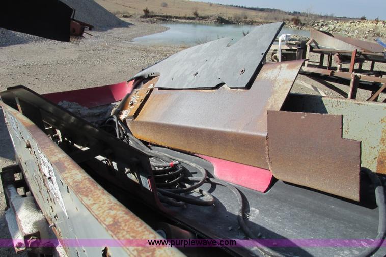 image for item F4732 2000 Production engineered Products portable stacking conveyor