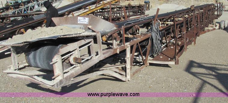 image for item F4733 Telesmith stacking conveyor