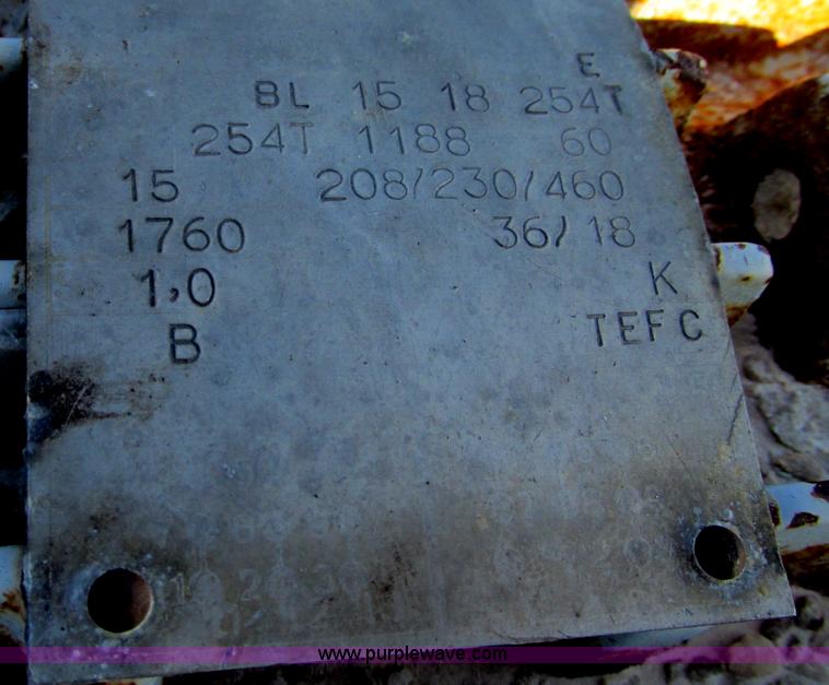 image for item F4733 Telesmith stacking conveyor