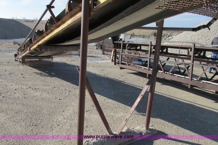 image for item F4734 Channel conveyor