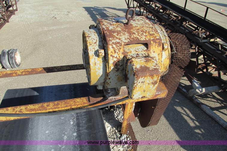 image for item F4734 Channel conveyor