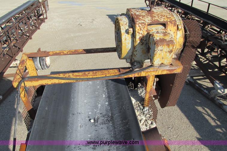 image for item F4734 Channel conveyor