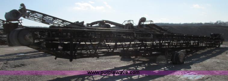 image for item F4735 Telesmith stacking conveyor