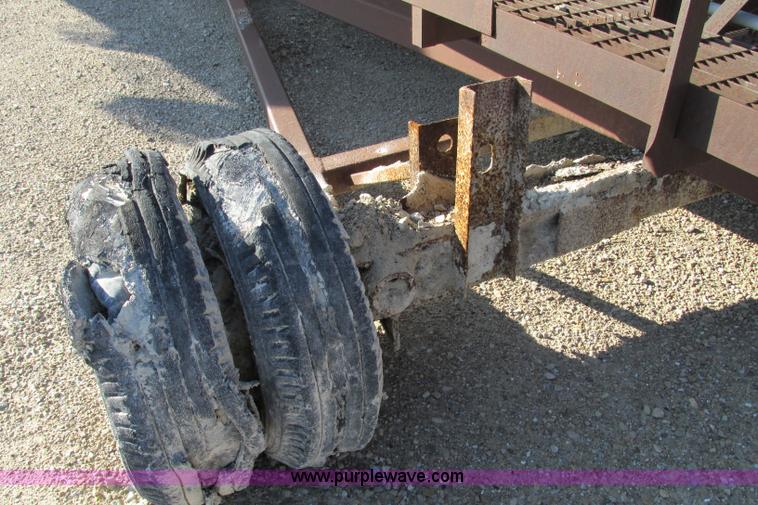 image for item F4735 Telesmith stacking conveyor