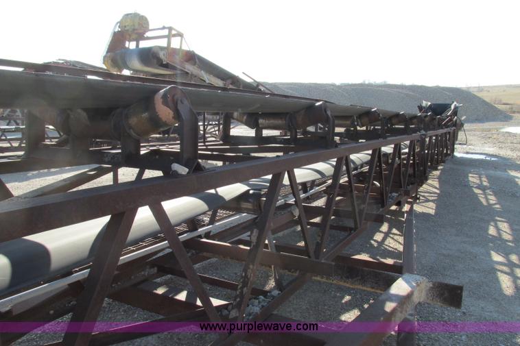 image for item F4735 Telesmith stacking conveyor