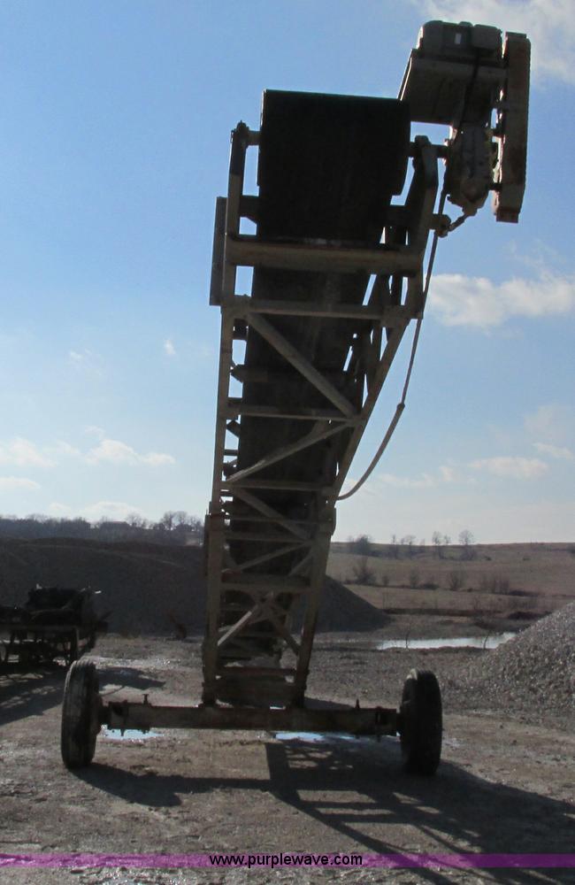 image for item F4736 2000 Production Engineered Products stacking conveyor