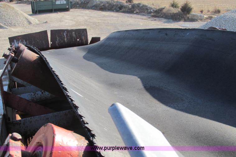 image for item F4737 Cedar Rapids three deck portable screen