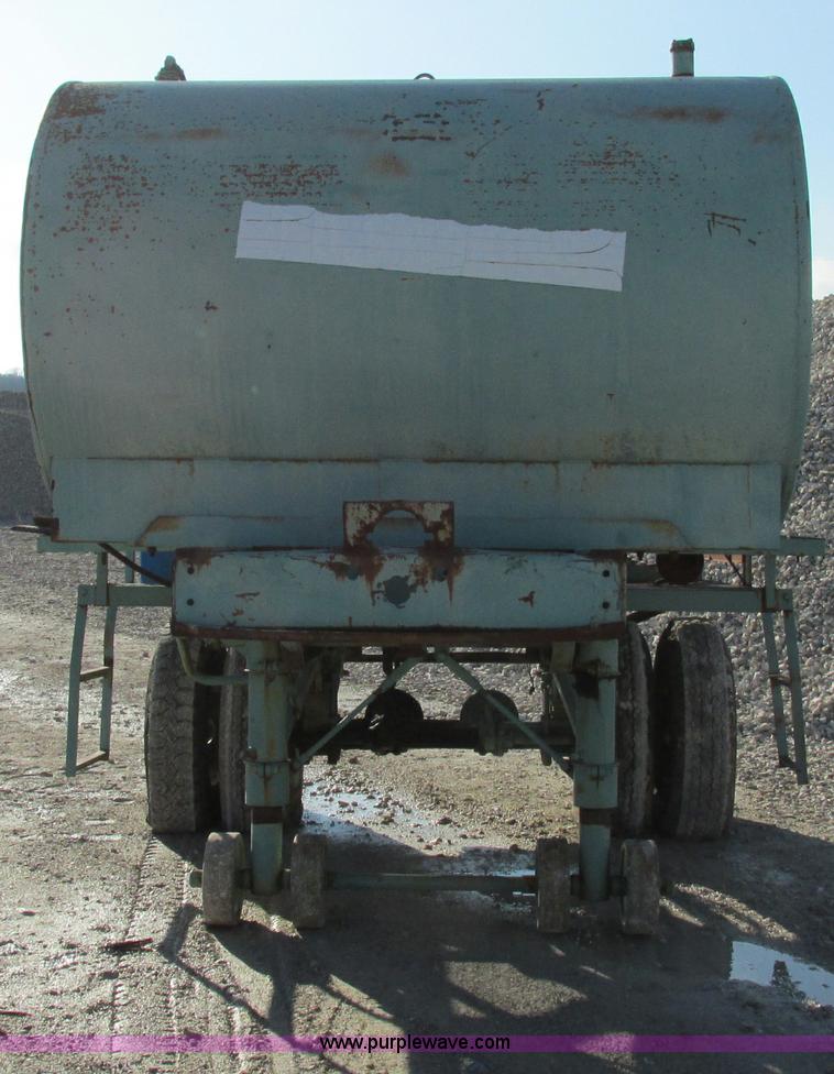 image for item F4738 Detroit eight cylinder power unit