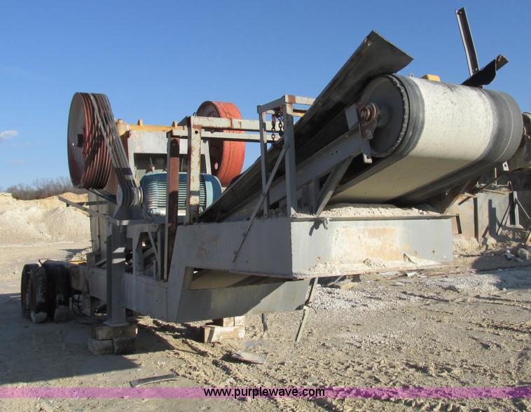 image for item F4740 Missouri Rogers 2436 portable jaw crusher