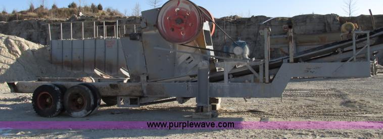 image for item F4740 Missouri Rogers 2436 portable jaw crusher