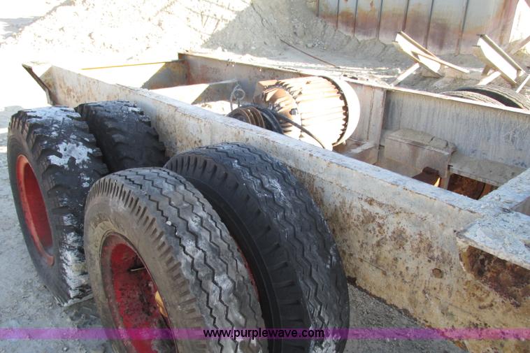 image for item F4740 Missouri Rogers 2436 portable jaw crusher