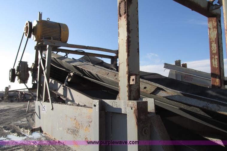 image for item F4740 Missouri Rogers 2436 portable jaw crusher