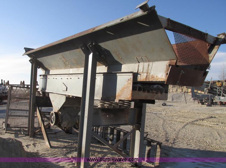 image for item F4740 Missouri Rogers 2436 portable jaw crusher