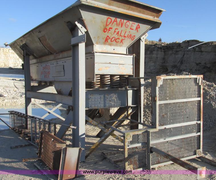 image for item F4740 Missouri Rogers 2436 portable jaw crusher