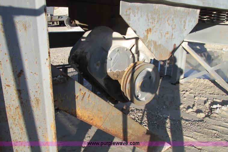 image for item F4740 Missouri Rogers 2436 portable jaw crusher