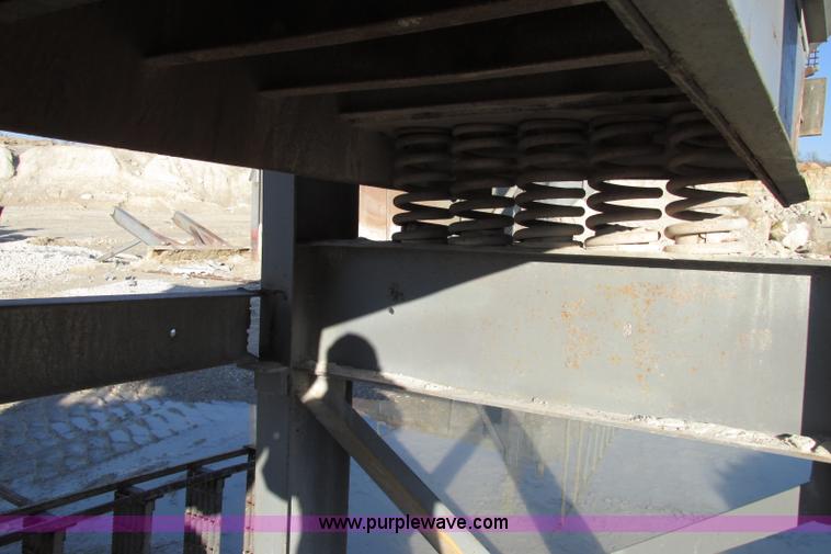 image for item F4740 Missouri Rogers 2436 portable jaw crusher