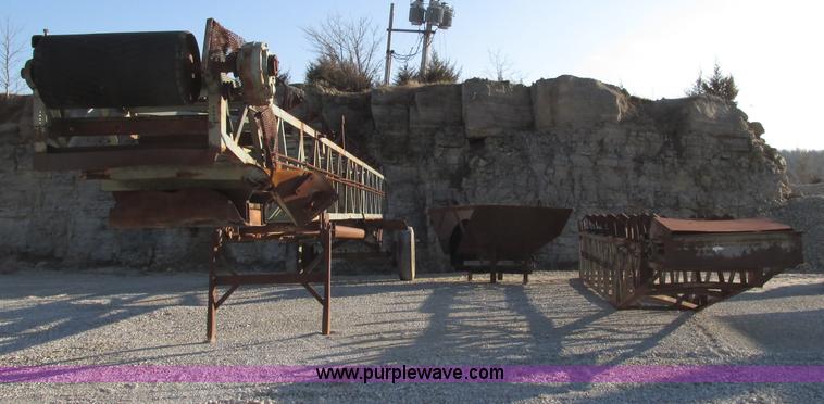 image for item F4741 Stacking conveyor