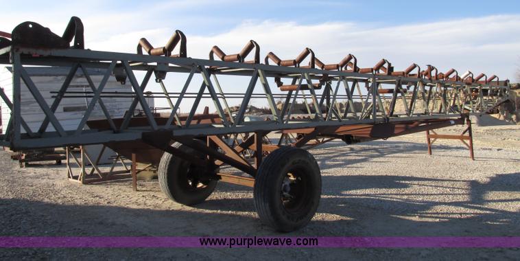 image for item F4741 Stacking conveyor