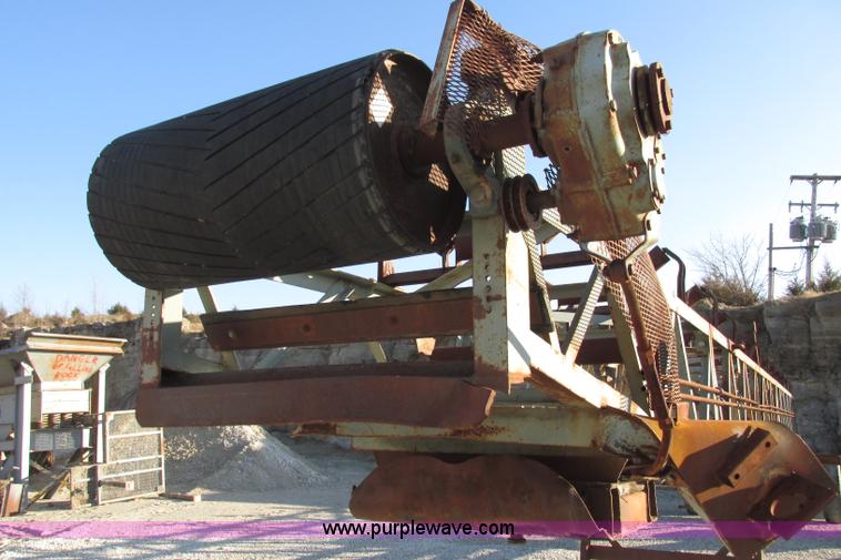 image for item F4741 Stacking conveyor