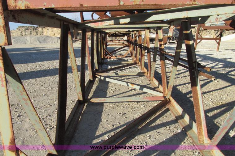 image for item F4741 Stacking conveyor