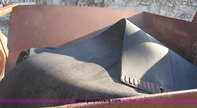 image for item F4741 Stacking conveyor