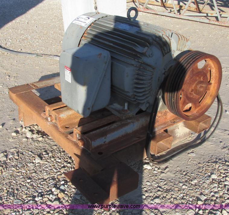 image for item F4742 Electric motor and starter