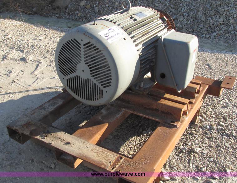 image for item F4742 Electric motor and starter