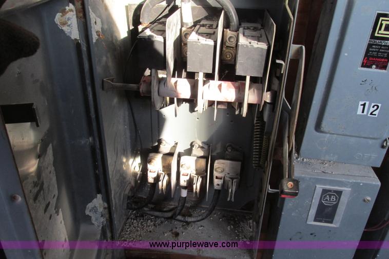 image for item F4743 Plant control house