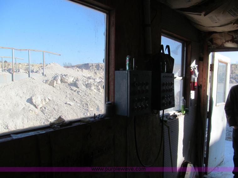 image for item F4743 Plant control house